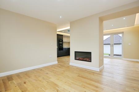 4 bedroom Semi-detached house for sale in Nettlefold Crescent, Melbourne, DE73