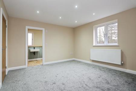 4 bedroom Semi-detached house for sale in Nettlefold Crescent, Melbourne, DE73