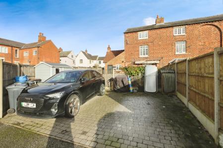 4 bedroom Semi-detached house for sale in Navigation Street, Measham, DE12