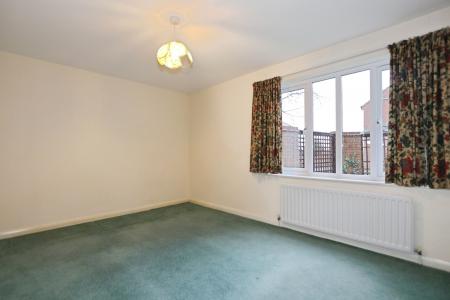 2 bedroom Ground floor maisonette for sale in Western Close, Ashby-De-La-Zouch, LE65