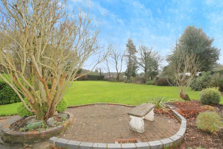 4 bedroom Detached house for sale in Heather Lane, Packington, LE65