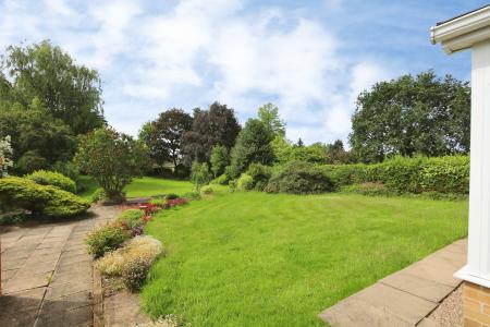 4 bedroom Detached house for sale in Heather Lane, Packington, LE65