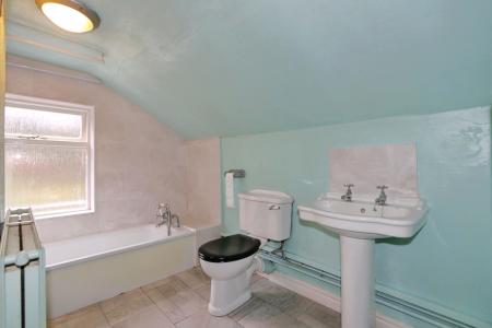 2 bedroom Terraced House for sale in Kilwardby Street, Ashby-De-La-Zouch, LE65