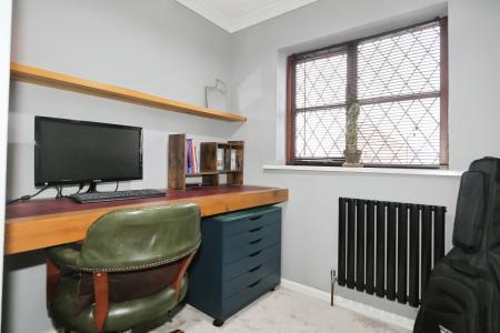 4 bedroom Detached house for sale in Scott Close, Ashby-De-La-Zouch, LE65