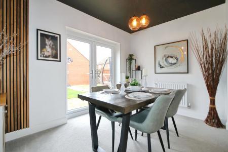 5 bedroom Detached house for sale in Hildersham Road, Ashby-De-La-Zouch, LE65