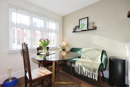 3 bedroom Semi-detached house for sale in Pirelli Close, Castle Donington, DE74