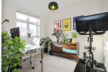 3 bedroom Semi-detached house for sale in Pirelli Close, Castle Donington, DE74