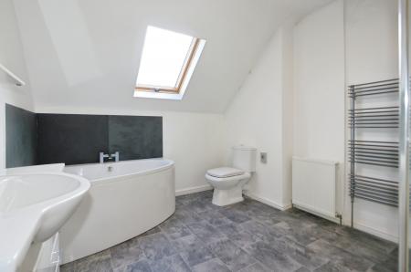 4 bedroom Detached house for sale in Park Lane, Derby, DE74