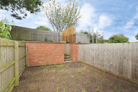1 bedroom Maisonette for sale in Manor View Close, Worthington, LE65