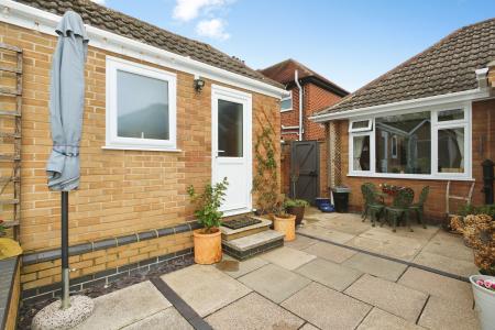 2 bedroom Bungalow for sale in Burton Road, Ashby-De-La-Zouch, LE65