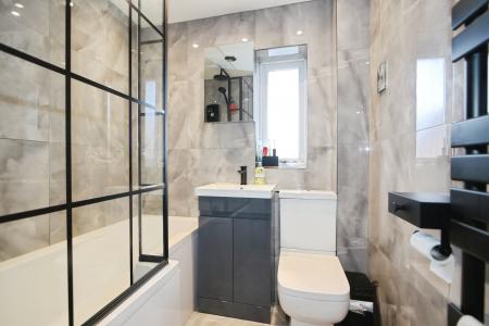 3 bedroom Semi-detached house for sale in Harrow Close, Ashby-De-La-Zouch, LE65