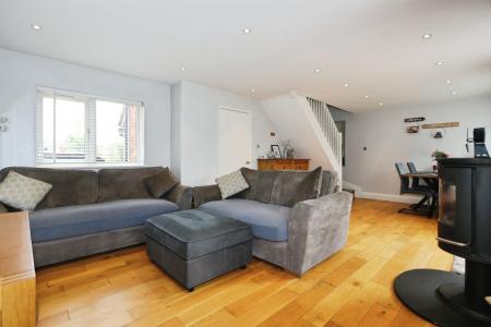 3 bedroom Semi-detached house for sale in Harrow Close, Ashby-De-La-Zouch, LE65