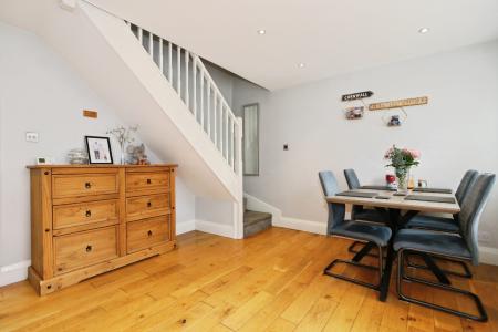 3 bedroom Semi-detached house for sale in Harrow Close, Ashby-De-La-Zouch, LE65