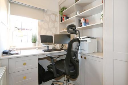 4 bedroom Detached house for sale in Leicester Road, Ashby-De-La-Zouch, LE65