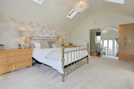 4 bedroom Detached house for sale in Leicester Road, Ashby-De-La-Zouch, LE65