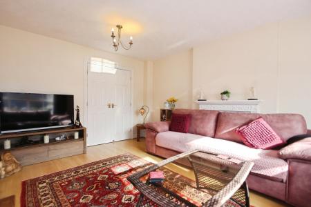 4 bedroom Detached house for sale in Beehive Avenue, Moira, DE12