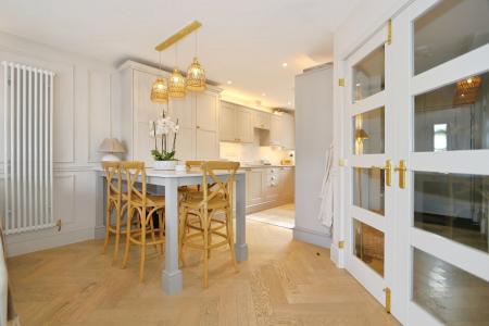 3 bedroom Detached house for sale in Tamworth Road, Ashby-De-La-Zouch, LE65