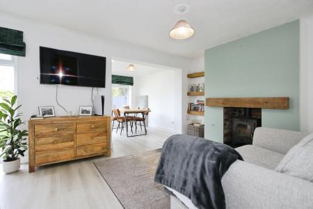 3 bedroom Semi-detached house for sale in Grange Close, Ashby-De-La-Zouch, LE65