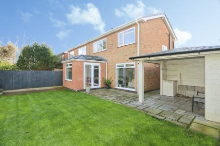 3 bedroom Semi-detached house for sale in Grange Close, Ashby-De-La-Zouch, LE65