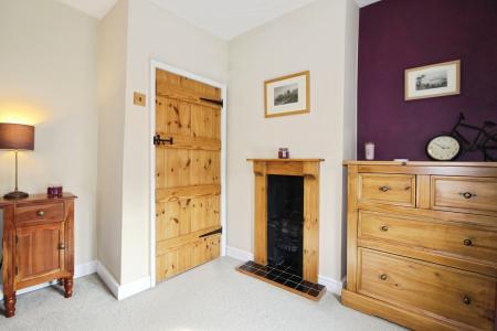 3 bedroom Terraced House for sale in Tamworth Road, Ashby-De-La-Zouch, LE65