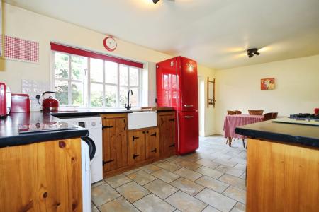 3 bedroom Terraced House for sale in Tamworth Road, Ashby-De-La-Zouch, LE65