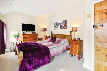 3 bedroom Terraced House for sale in Tamworth Road, Ashby-De-La-Zouch, LE65