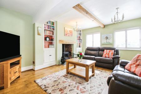 3 bedroom Terraced House for sale in Tamworth Road, Ashby-De-La-Zouch, LE65