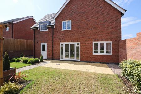 4 bedroom Detached house for sale in Main Street, Oakthorpe, DE12