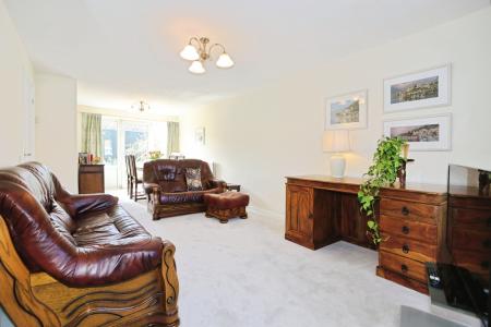 3 bedroom Semi-detached house for sale in Millfield Close, Ashby-De-La-Zouch, LE65