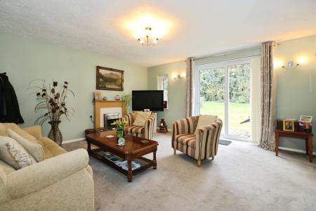 2 bedroom Bungalow for sale in Tutbury Close, Ashby-De-La-Zouch, LE65