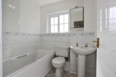 3 bedroom Semi-detached house for sale in Kelso Close, Measham, DE12