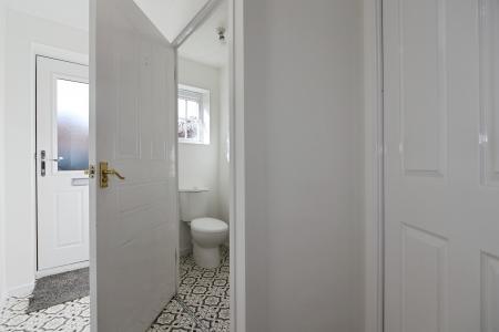 3 bedroom Semi-detached house for sale in Kelso Close, Measham, DE12