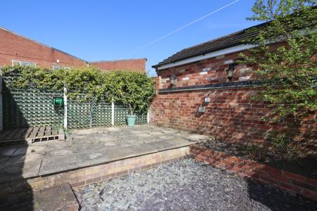 2 bedroom Terraced House for sale in Tamworth Road, Ashby-De-La-Zouch, LE65