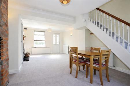 2 bedroom Terraced House for sale in Tamworth Road, Ashby-De-La-Zouch, LE65