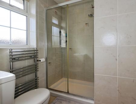 4 bedroom Detached house for sale in Oakham Grove, Ashby-De-La-Zouch, LE65