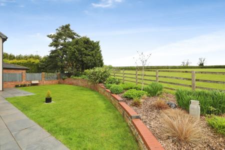 3 bedroom Semi-detached house for sale in Station Road, Melbourne, DE73