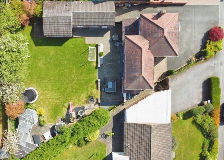 4 bedroom Detached house for sale in Atherstone Road, Measham, DE12