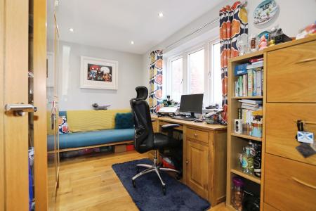 4 bedroom Detached house for sale in Hall Farm Close, Packington, LE65