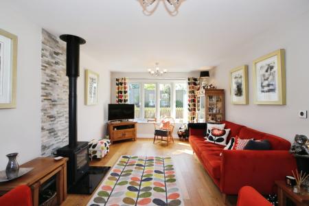 4 bedroom Detached house for sale in Hall Farm Close, Packington, LE65