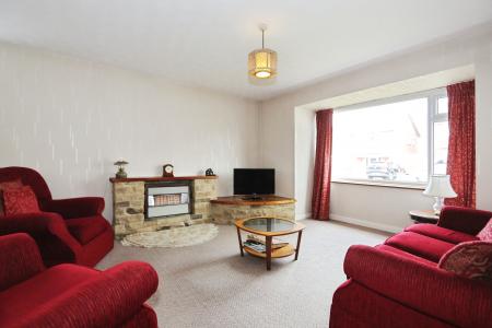 4 bedroom Detached house for sale in Woodside, Ashby-De-La-Zouch, LE65