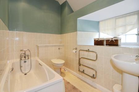 7 bedroom Character Property for sale in Main Street, King's Newton, DE73