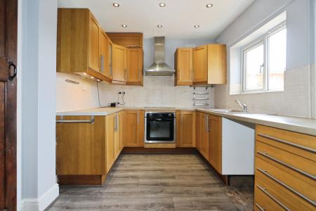 3 bedroom Town house for sale in Measham Road, Oakthorpe, DE12
