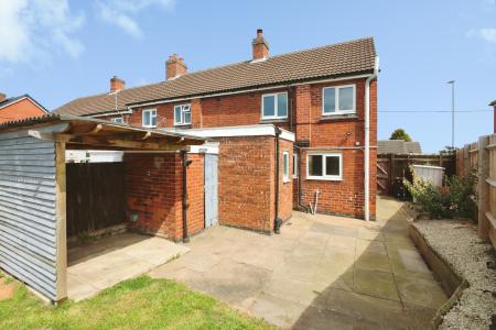 3 bedroom Town house for sale in Measham Road, Oakthorpe, DE12