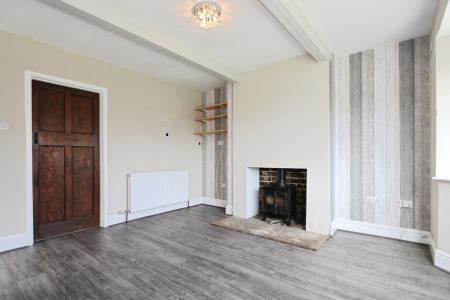 3 bedroom Town house for sale in Measham Road, Oakthorpe, DE12