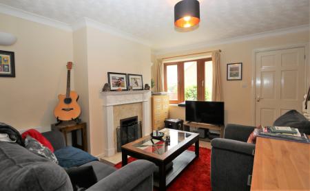 2 bedroom Terraced House for sale in Chapel Rise, Worthington, LE65