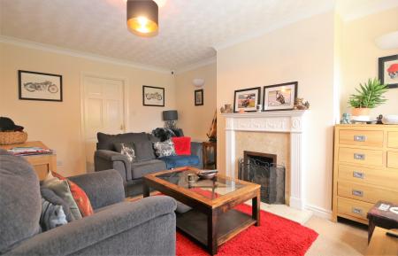 2 bedroom Terraced House for sale in Chapel Rise, Worthington, LE65