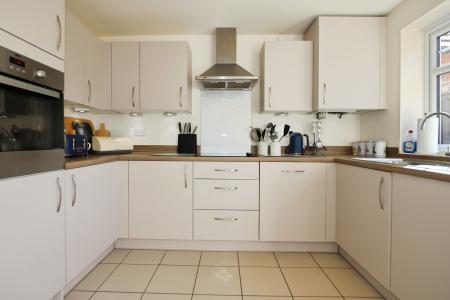 3 bedroom Semi-detached house for sale in Abbotsford Road, Ashby-De-La-Zouch, LE65