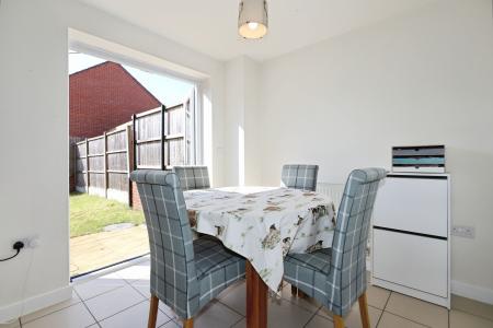 3 bedroom Semi-detached house for sale in Abbotsford Road, Ashby-De-La-Zouch, LE65