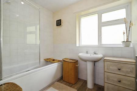 2 bedroom Bungalow for sale in Main Street, Kings Newton, DE73