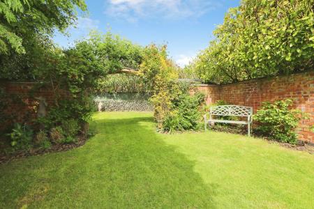 5 bedroom Detached house for sale in St Michaels Drive, Appleby Magna, DE12